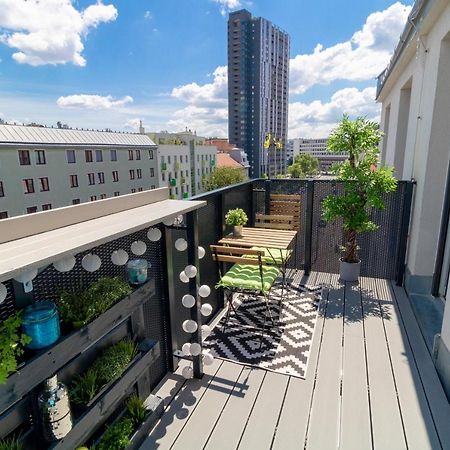 Boutique Sky City Apt. With Balcony / Top Spot 비엔나 외부 사진