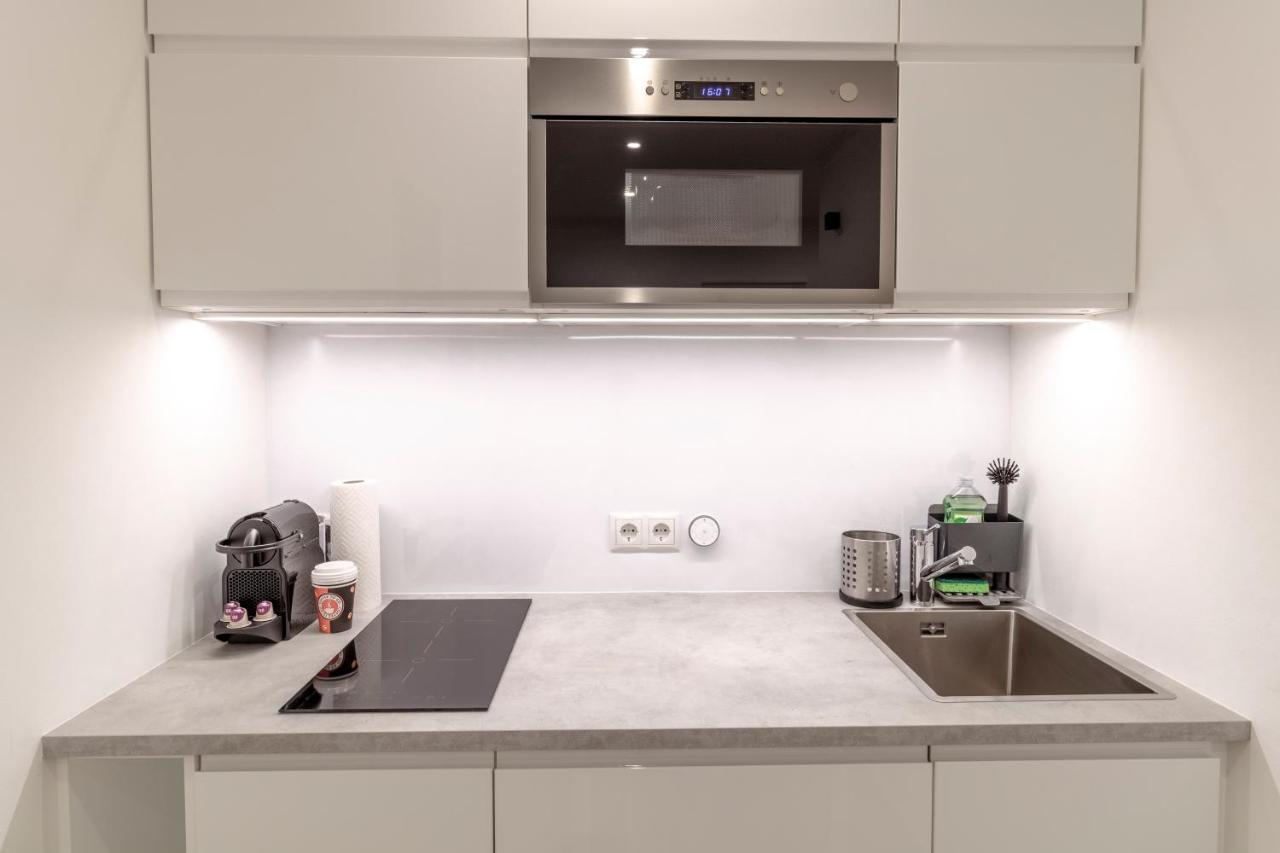 Boutique Sky City Apt. With Balcony / Top Spot 비엔나 외부 사진